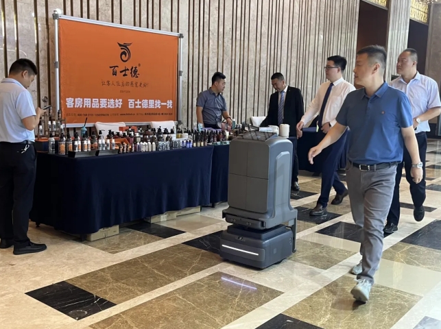 落地40家!今年会科技复合多态机器人蓄势已发